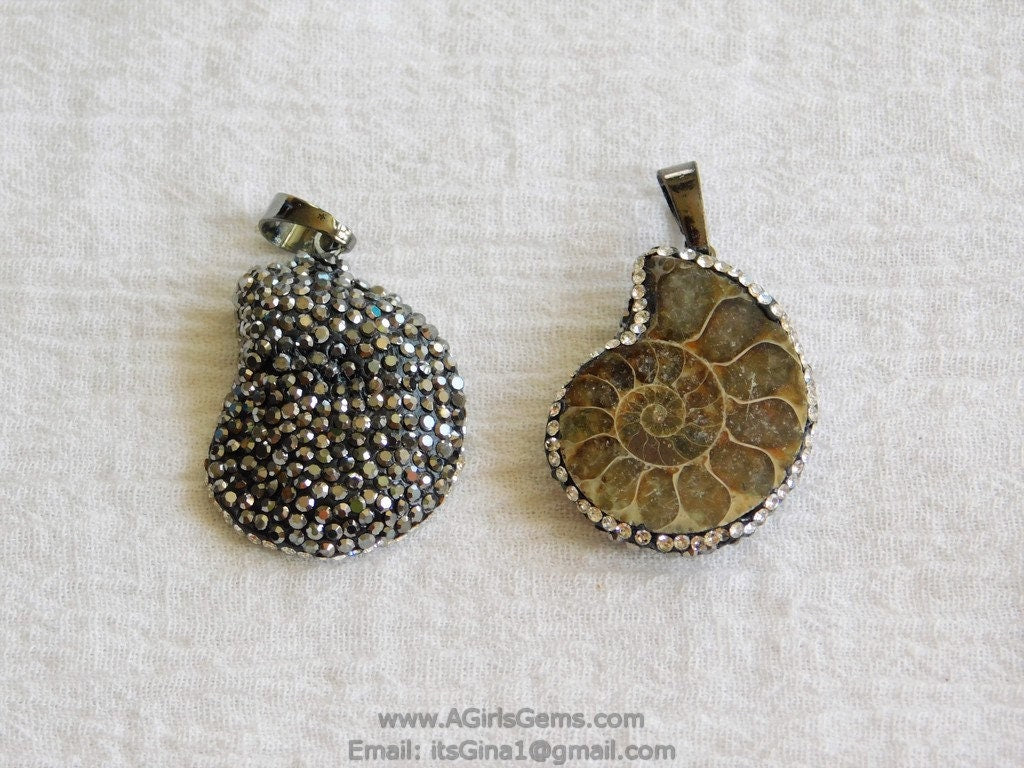 CZ Micro Pave Seashell Pendant, Black CZ Pave Beach Cubic Zirconia Snail Shape #254, Ammonite Fossil Charms
