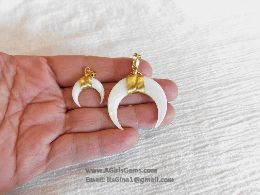 Crescent Moon Charms, Gray Mini Double Horn Natural Shell Pendant, Double Horn Small Charm Pendant