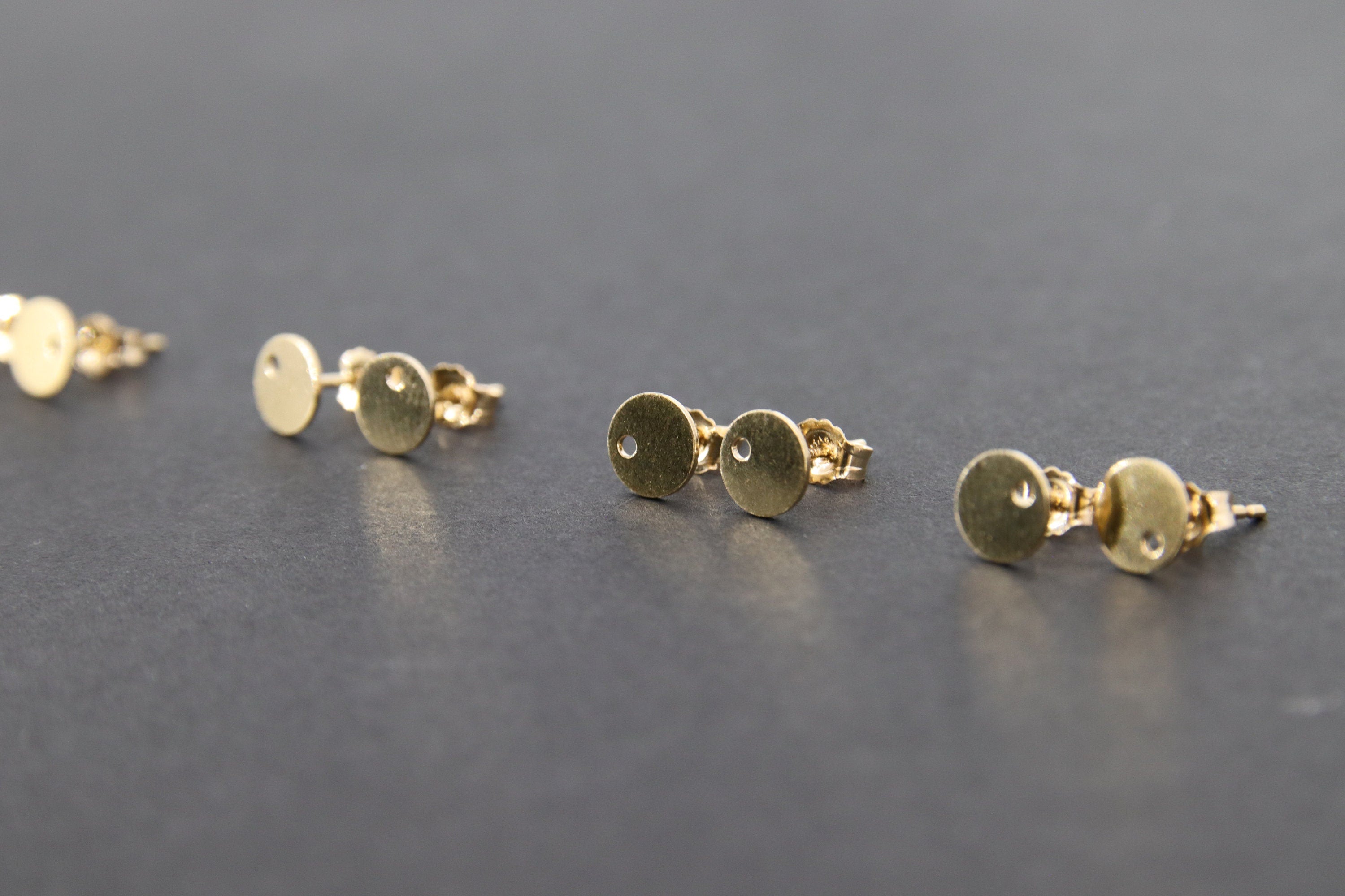 14 K Gold Filled Stud Earrings, 6 mm Round Disc With Backs AG #849, High Quality Gold Round Circle with Hole