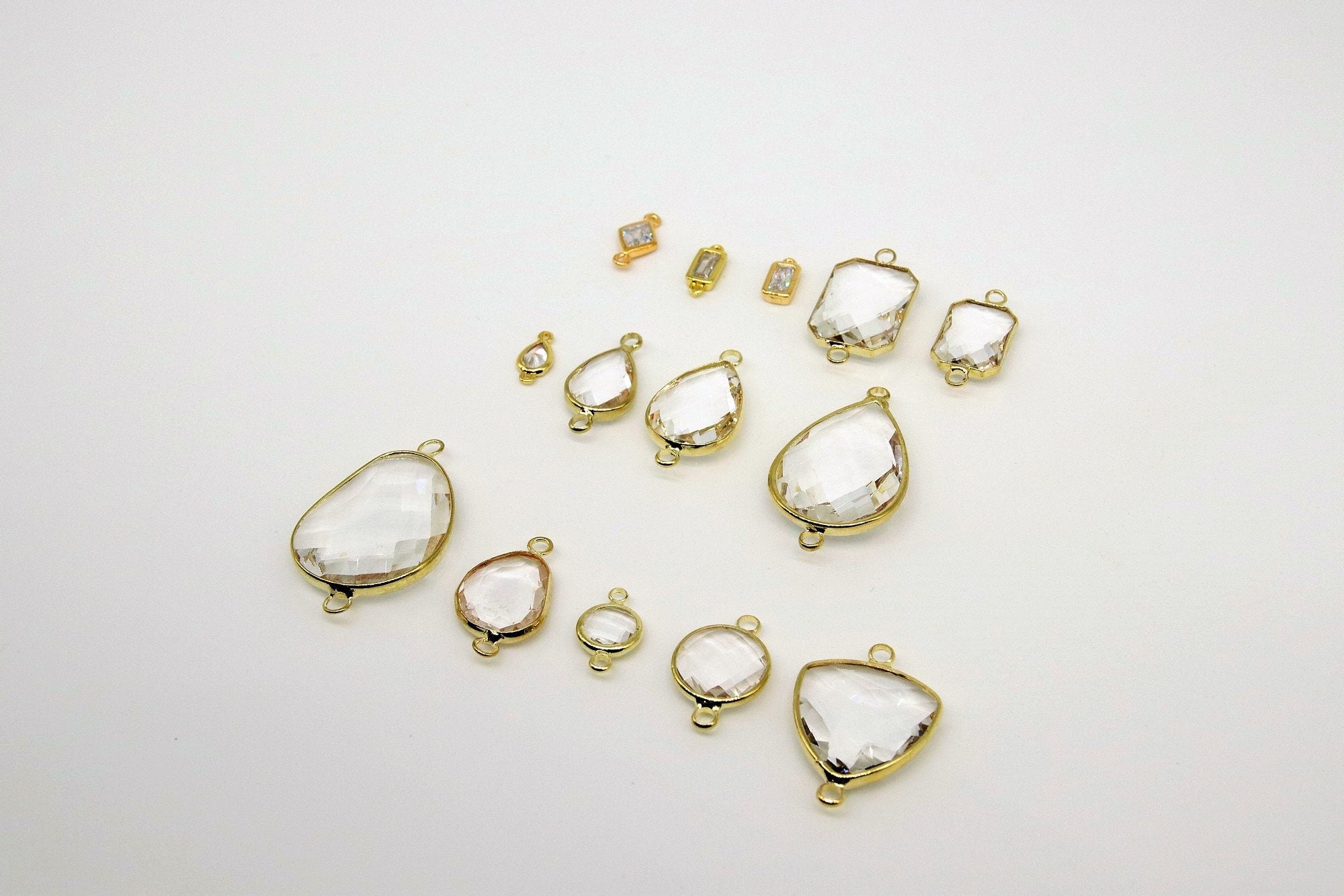 Teardrop Charm Connectors, 2 Pcs Gold Links in Rectangles, Diamond